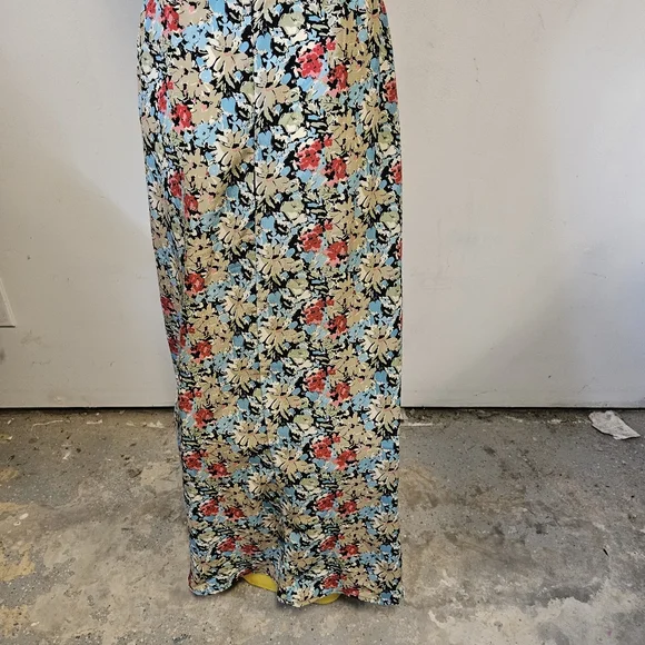 Beutiful Kathy Lee Maxi Floral Skirt Sz 6 - Picture 2 of 7